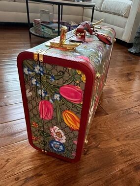 Gucci limited edition Luxury Floral Print Decorative Trunk - Red Trim